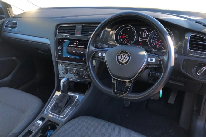 2019 Volkswagen Golf