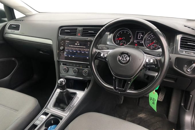 2018 Volkswagen Golf