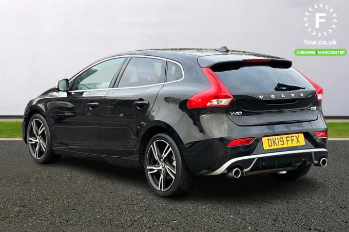 2019 Volvo V40