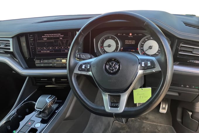 2019 Volkswagen Touareg