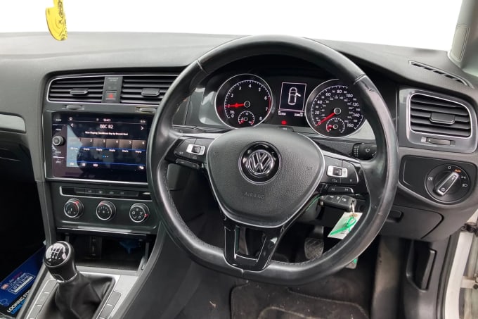 2017 Volkswagen Golf