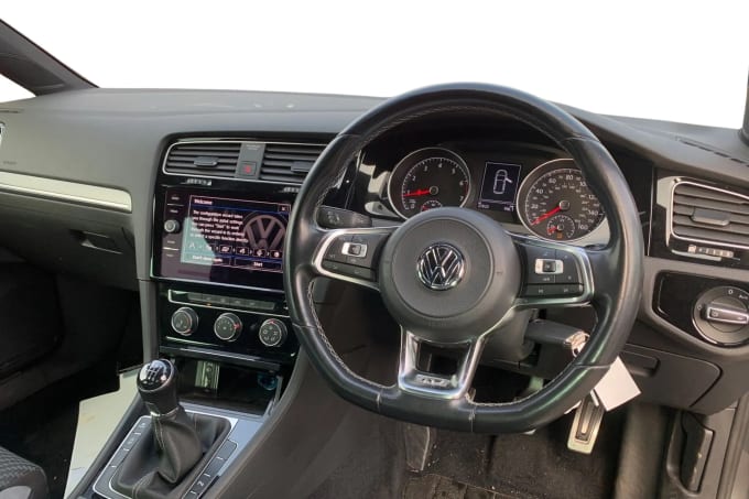 2018 Volkswagen Golf