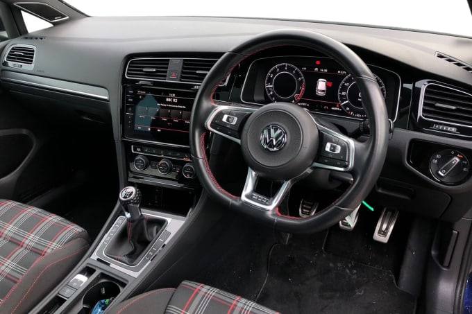 2018 Volkswagen Golf