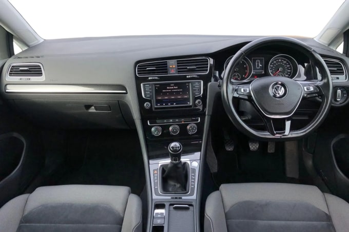 2017 Volkswagen Golf