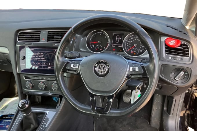 2017 Volkswagen Golf