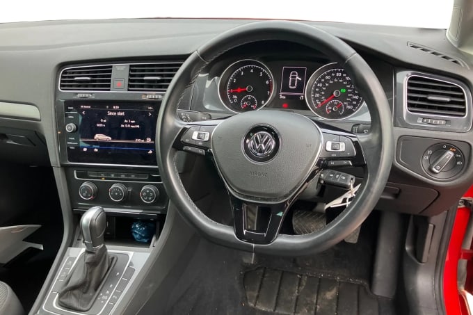 2019 Volkswagen Golf