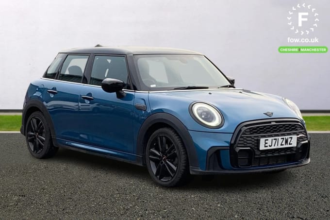 2022 Mini Hatch