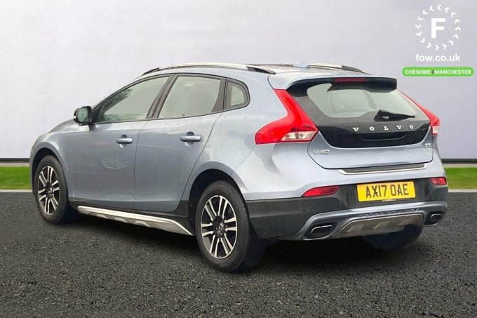 2017 Volvo V40