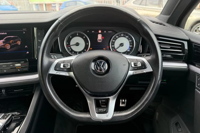 2019 Volkswagen Touareg