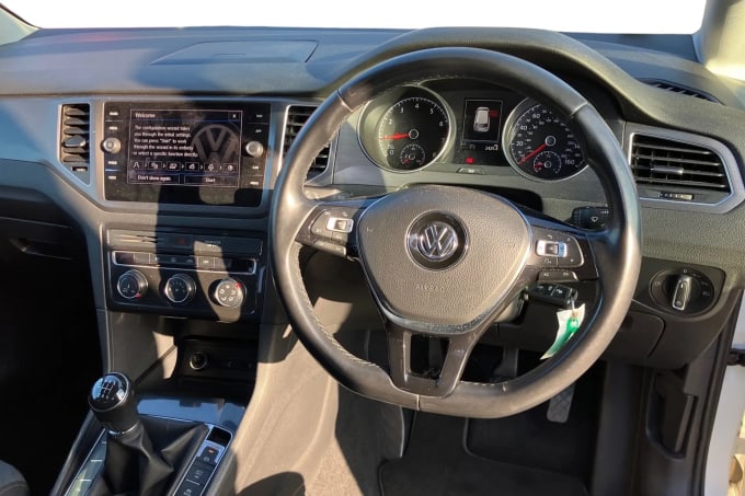 2018 Volkswagen Golf Sv