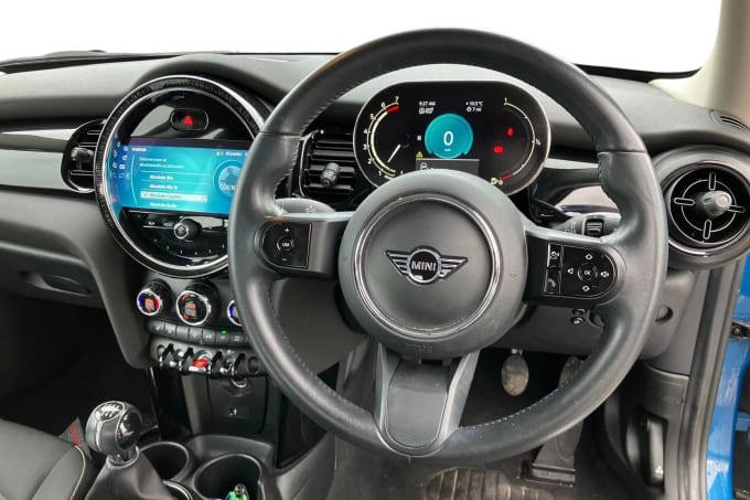 2021 Mini Hatch