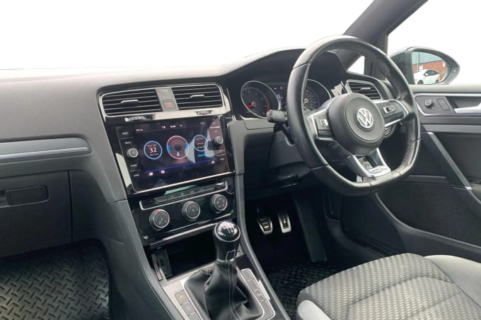 2019 Volkswagen Golf