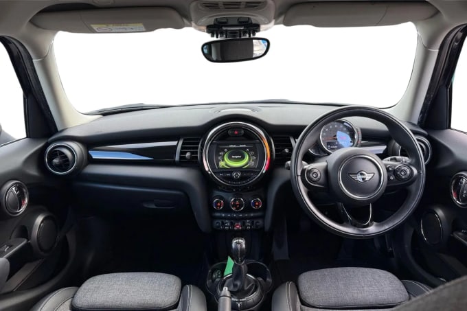 2017 Mini Hatch