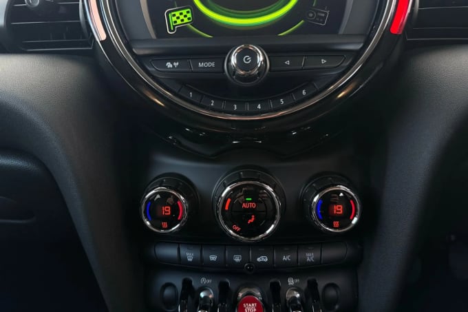 2017 Mini Hatch