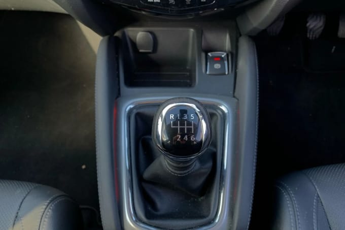 2017 Nissan Qashqai