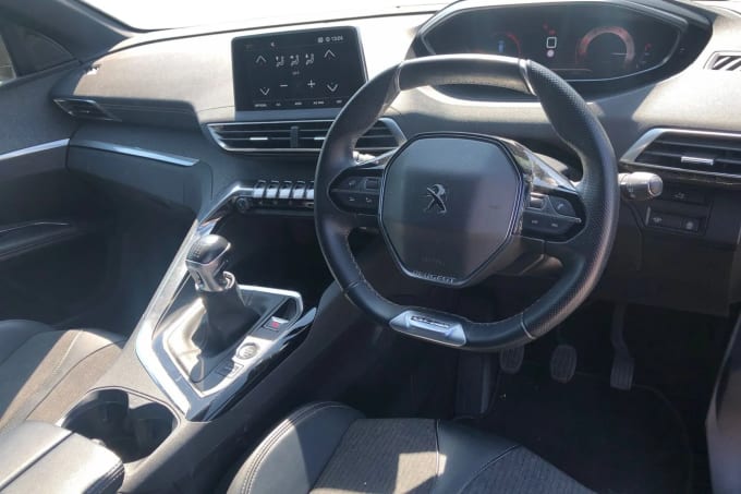 2020 Peugeot 3008