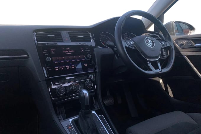 2020 Volkswagen Golf
