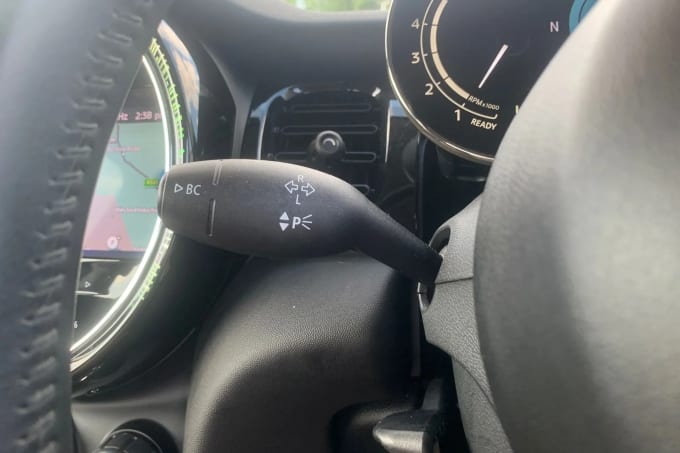 2021 Mini Hatch