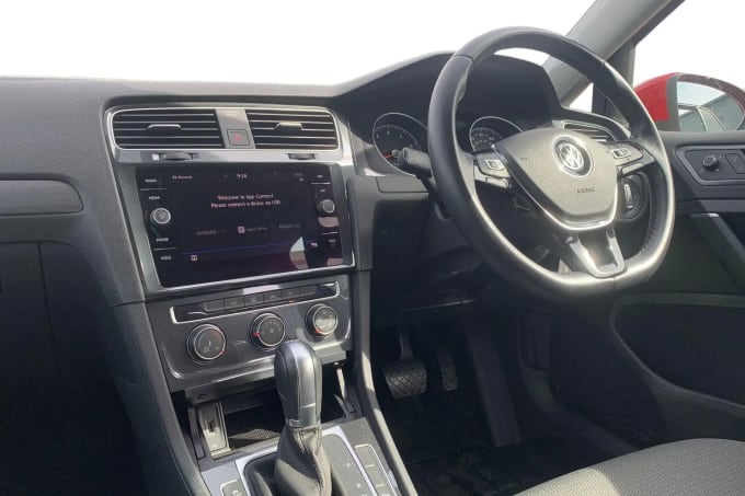 2019 Volkswagen Golf