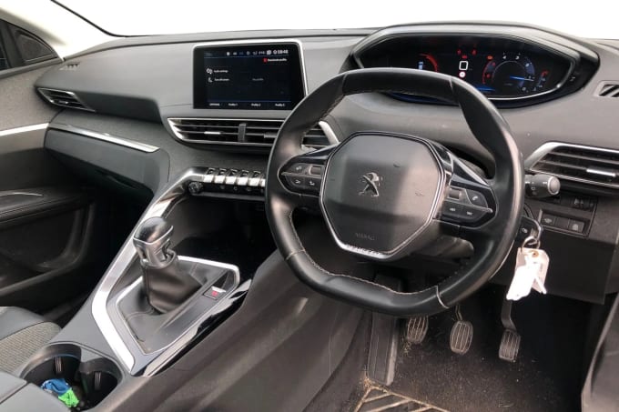 2019 Peugeot 5008