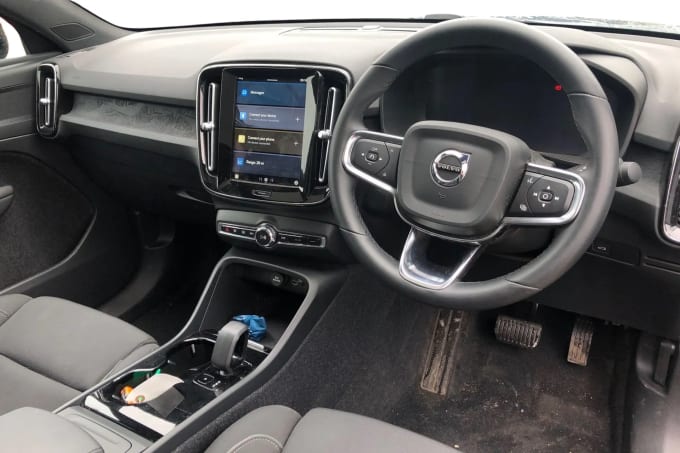 2023 Volvo C40