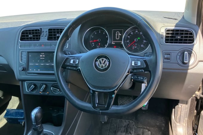 2017 Volkswagen Polo