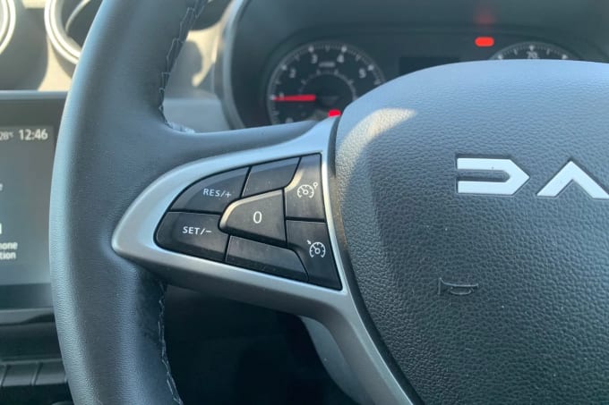 2024 Dacia Duster