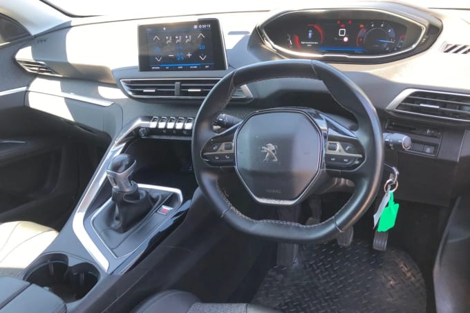2020 Peugeot 3008
