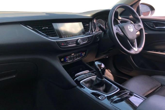 2018 Vauxhall Insignia