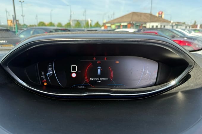 2020 Peugeot 5008