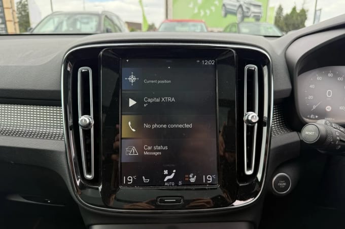 2020 Volvo Xc40