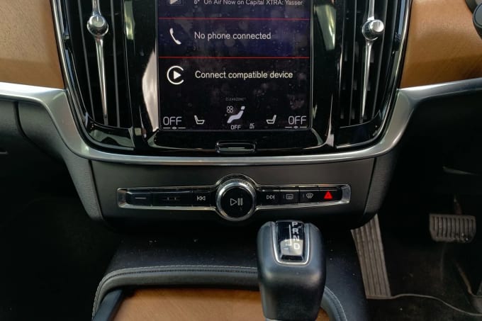 2016 Volvo S90