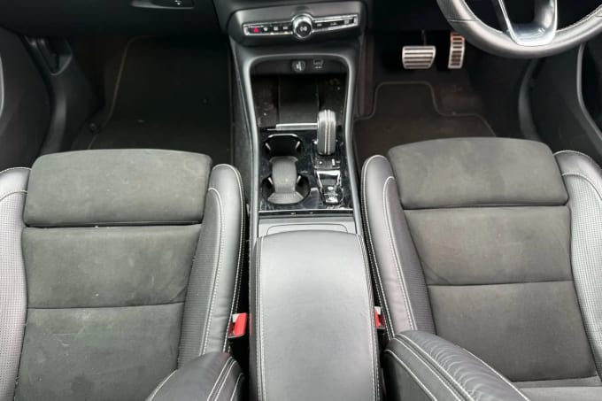 2020 Volvo Xc40