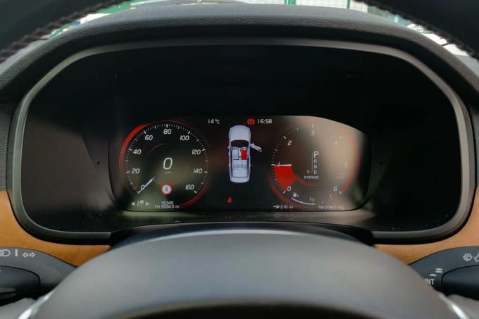 2016 Volvo S90