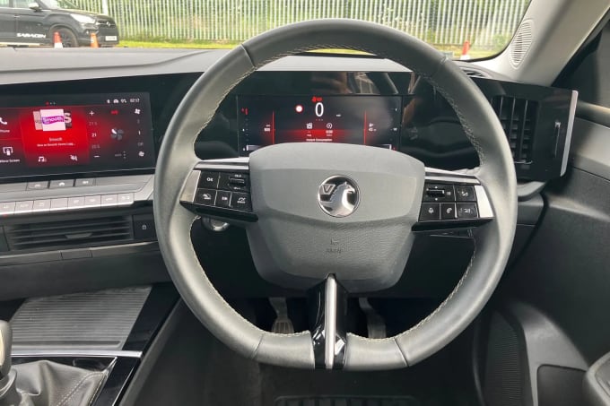 2022 Vauxhall Astra