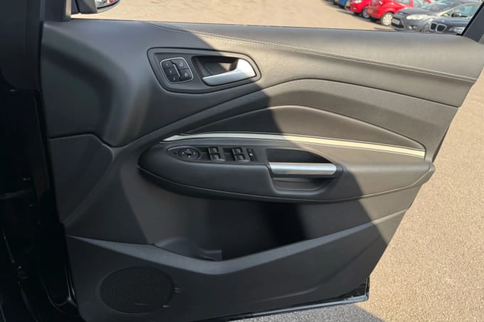 2017 Ford Kuga Vignale