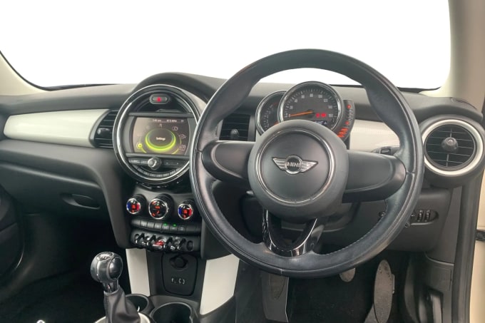 2016 Mini Hatch