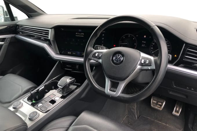 2019 Volkswagen Touareg