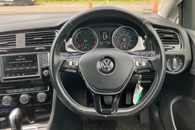 2016 Volkswagen Golf