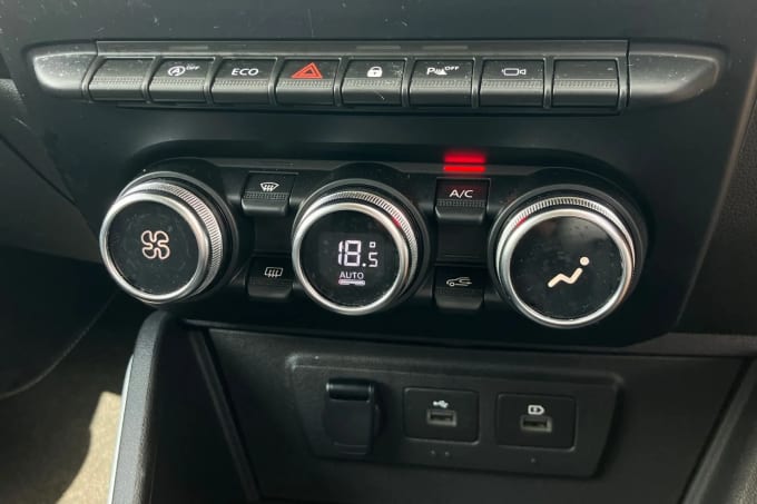 2022 Dacia Duster