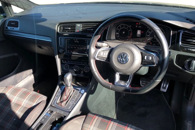 2020 Volkswagen Golf