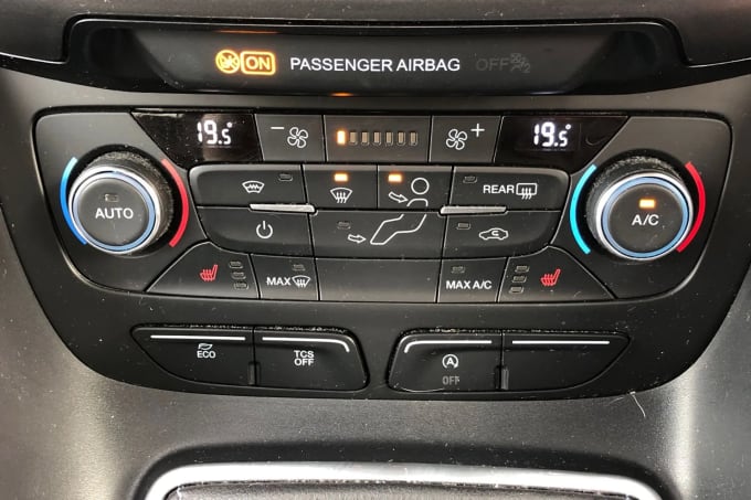 2022 Ford Grand Tourneo Connect