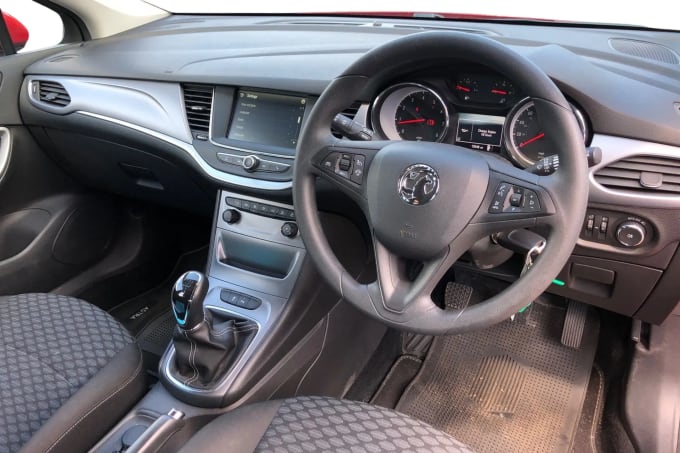 2017 Vauxhall Astra