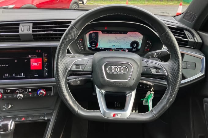 2022 Audi Q3