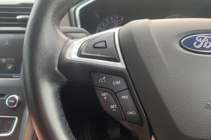 2015 Ford Mondeo