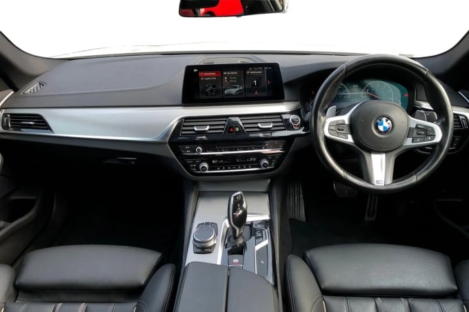 2018 BMW 5 Series