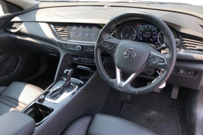 2020 Vauxhall Insignia