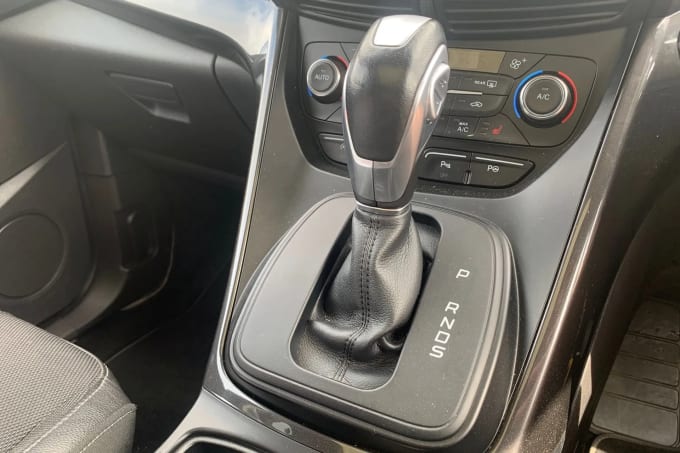 2017 Ford Grand C-max