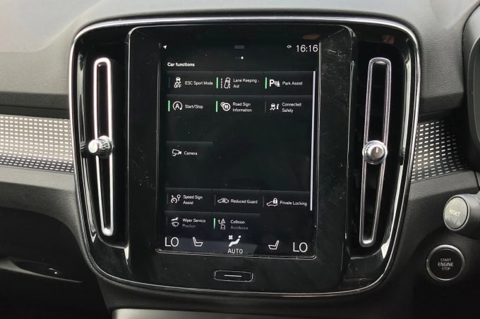 2020 Volvo Xc40