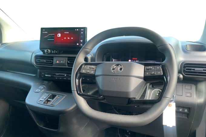 2025 Vauxhall Combo Life